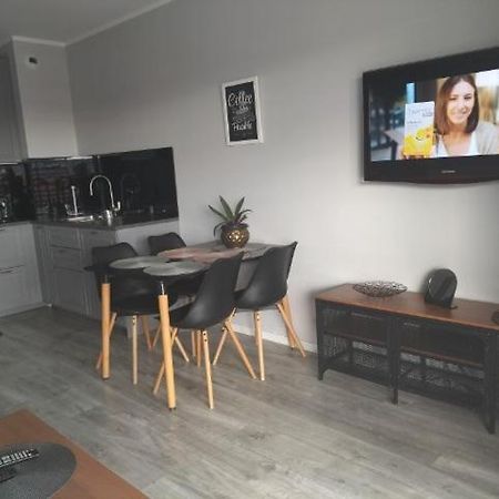 Apartament Przy Aquaparku W Redzie Rumia Ngoại thất bức ảnh