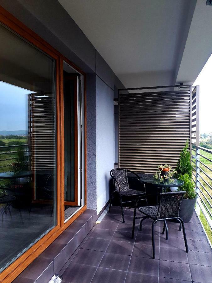 Apartament Przy Aquaparku W Redzie Rumia Ngoại thất bức ảnh