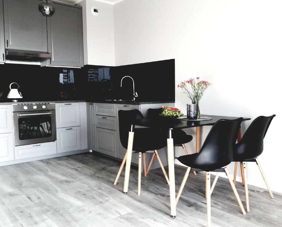 Apartament Przy Aquaparku W Redzie Rumia Ngoại thất bức ảnh