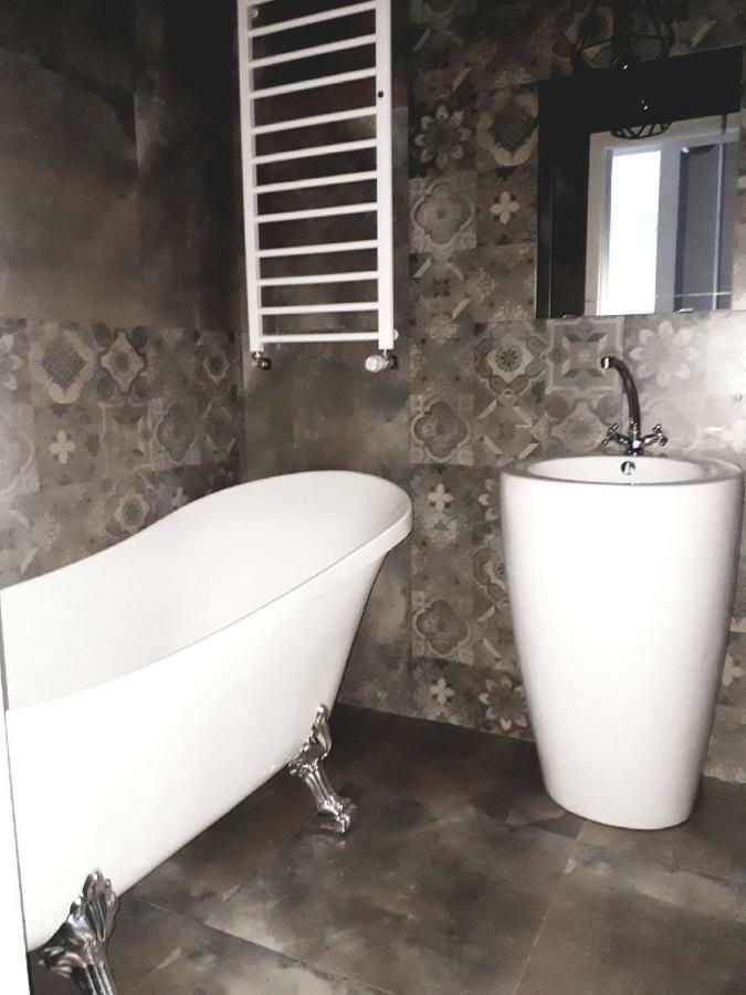 Apartament Przy Aquaparku W Redzie Rumia Ngoại thất bức ảnh